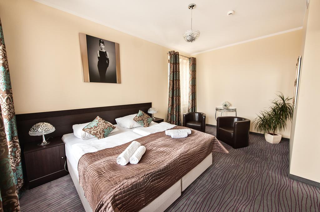 Hotel Willa Adriana 프우크 객실 사진