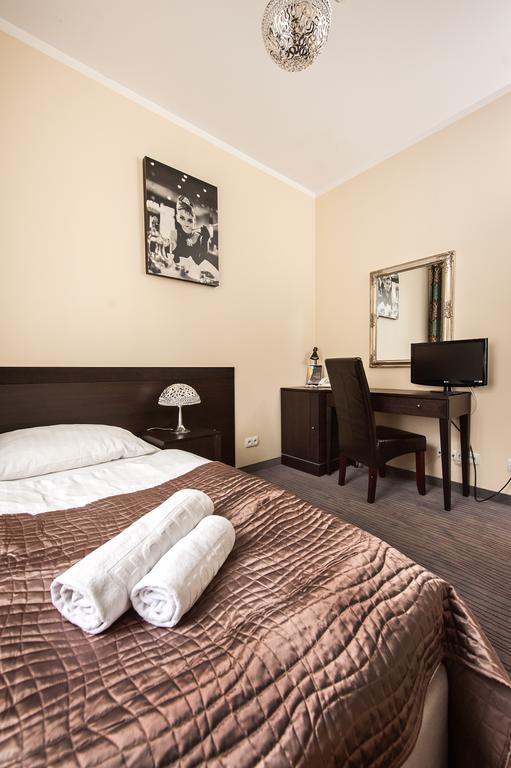 Hotel Willa Adriana 프우크 객실 사진