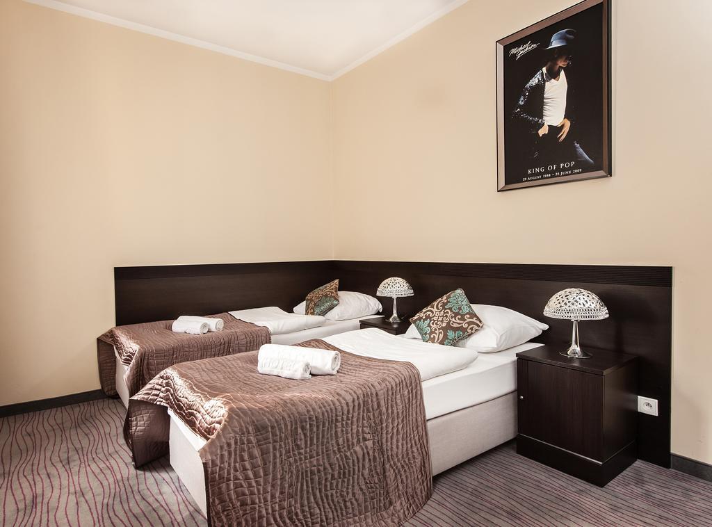 Hotel Willa Adriana 프우크 외부 사진